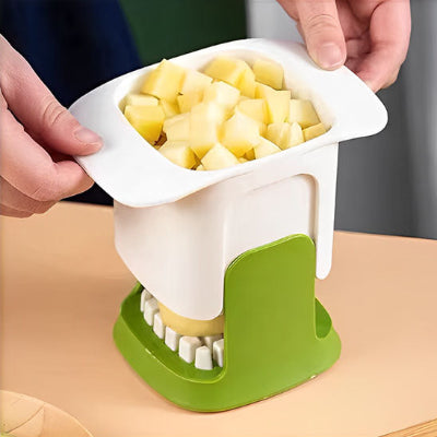 Coupes legumes maman prepare salade pommes de terre