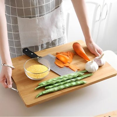 Planche à découper bois bambou comme plateau de service