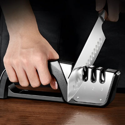 Aiguiseur couteau se range facilement dans les tiroirs