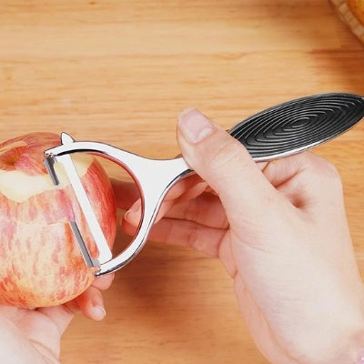 eplucheur a legumes et a fruit pour collation sante