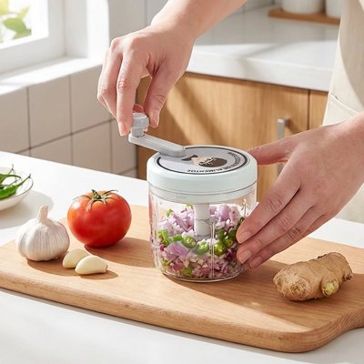 mini hachoir manuel facile a faire des condiments