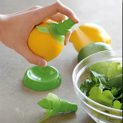 Presse agrume manuel idéal pour aromatiser vos salades