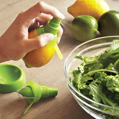 Presse agrume manuel installation sur fruit en un tour de main
