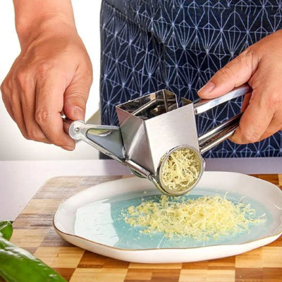 Râpe à fromage multifonctionnelle peut répondre aux besoins de traitement de différents ingrédients