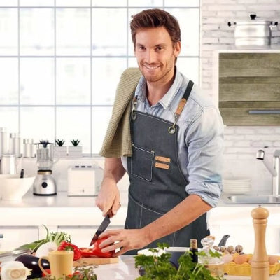 tablier de cuisine prévenant de l'eau et de la graisse de s'infiltrer dans les vêtements